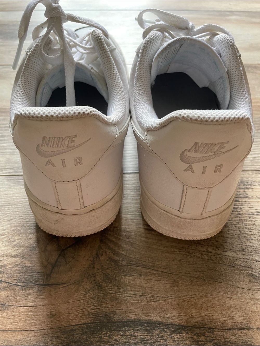 Nike White Air Force 1 Low-Top Leather Sneakers - Picture 3 of 5